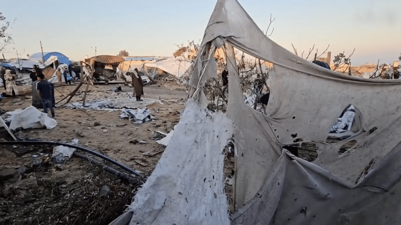 Halkın yaşadığı çadırlarda fare ve haşere problemi baş gösterdi