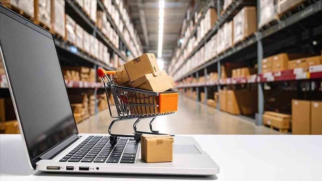 Hani millet açtı aç! Arama motorunda alışveriş çılgınlığı