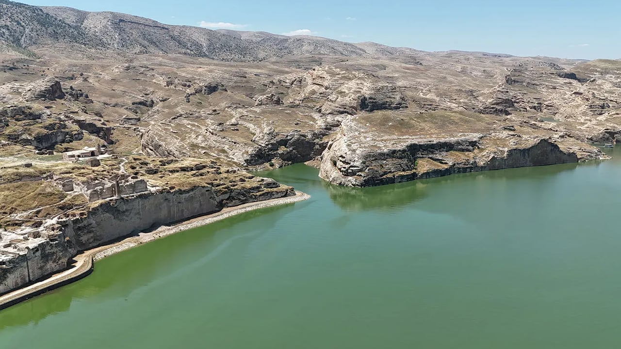 Hasankeyf'te su seviyesi yükseldi