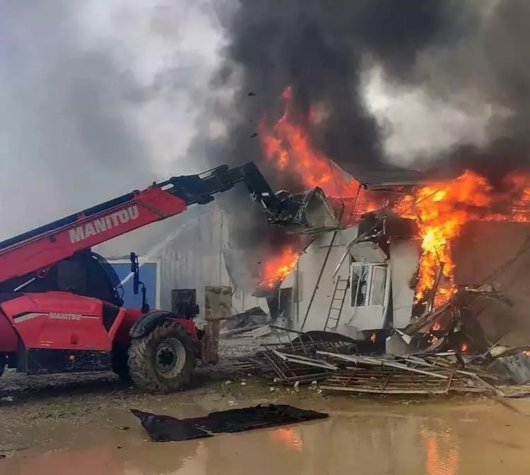Hatay'da işçilerin kaldığı konteynerde yangın