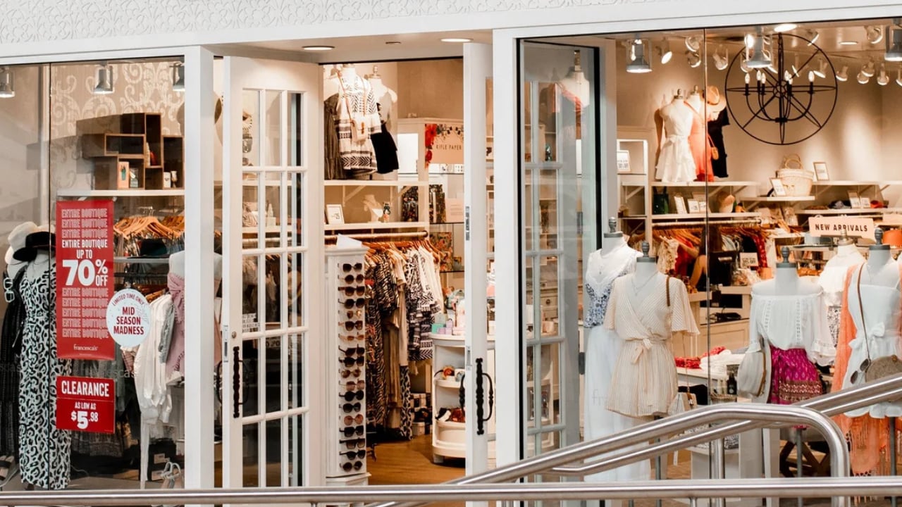 Hediye kartları iptal, satışlar durdu: Dev marka kepenk indiriyor