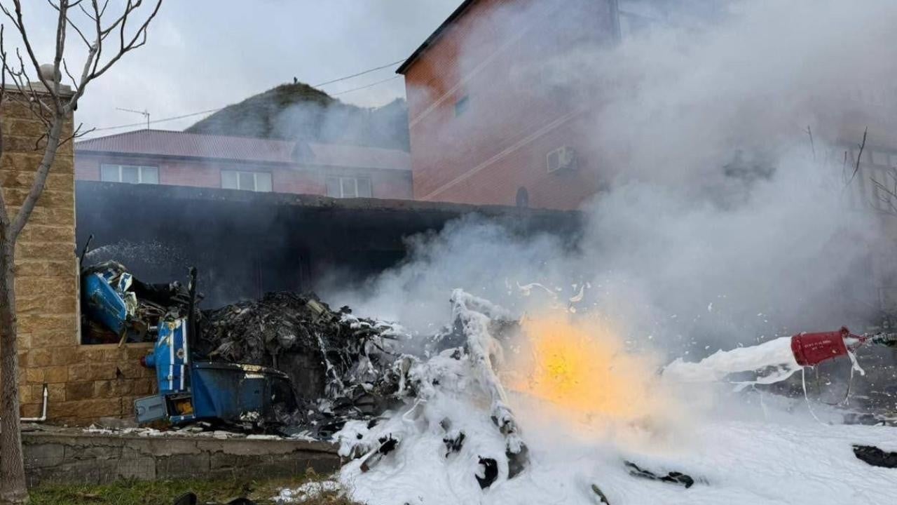 Helikopter evin üzerine düştü: 4 kişi hayatını kaybetti