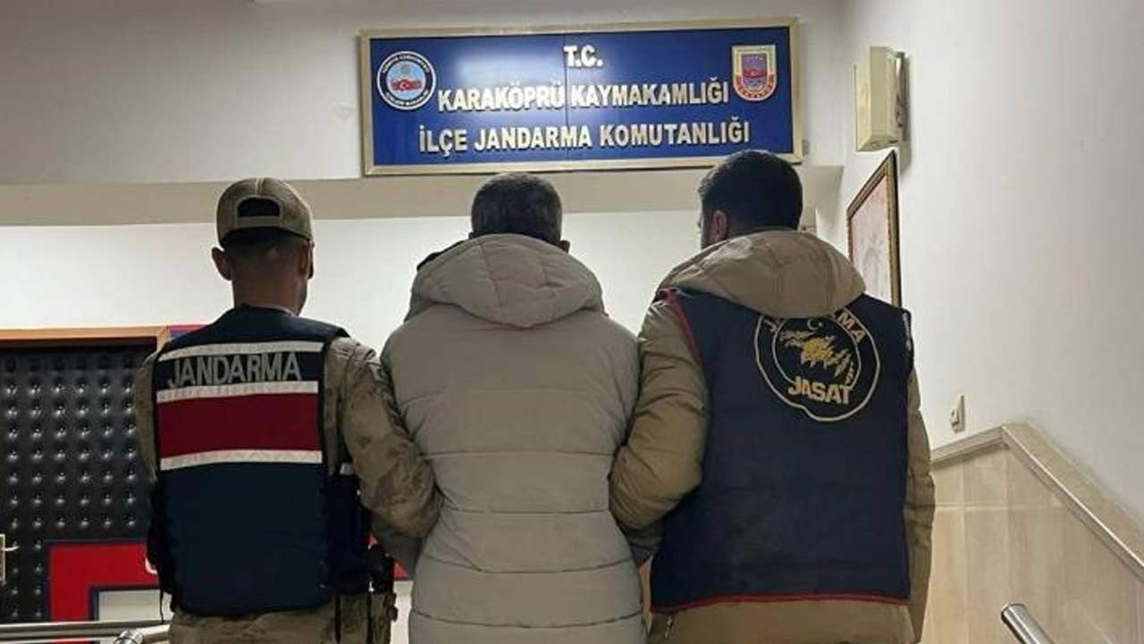 Her yerde aranan insan kaçakçısı enselendi!