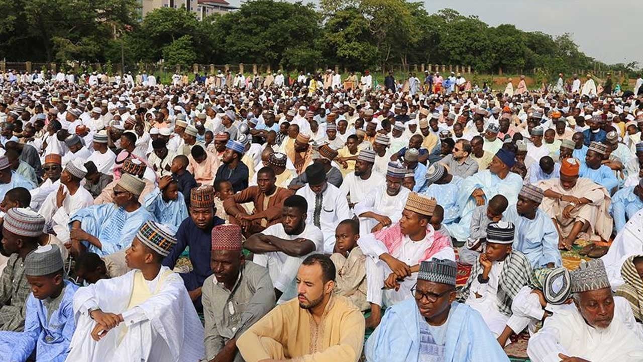 "Hristiyanlara veya Müslümanlara soykırım yok"