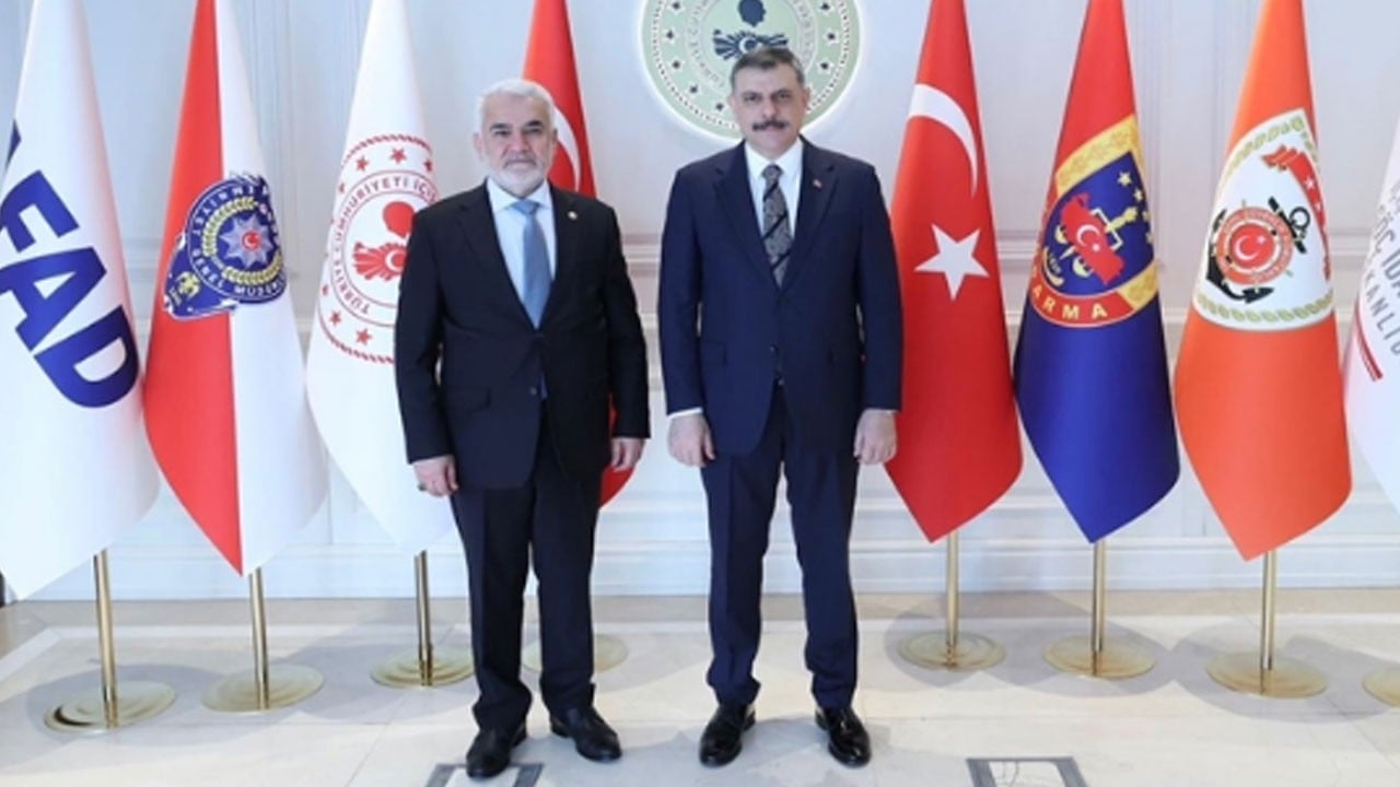 HÜDA PAR’dan İçişleri Bakanı Çiftçi'ye 'hayırlı olsun' ziyareti