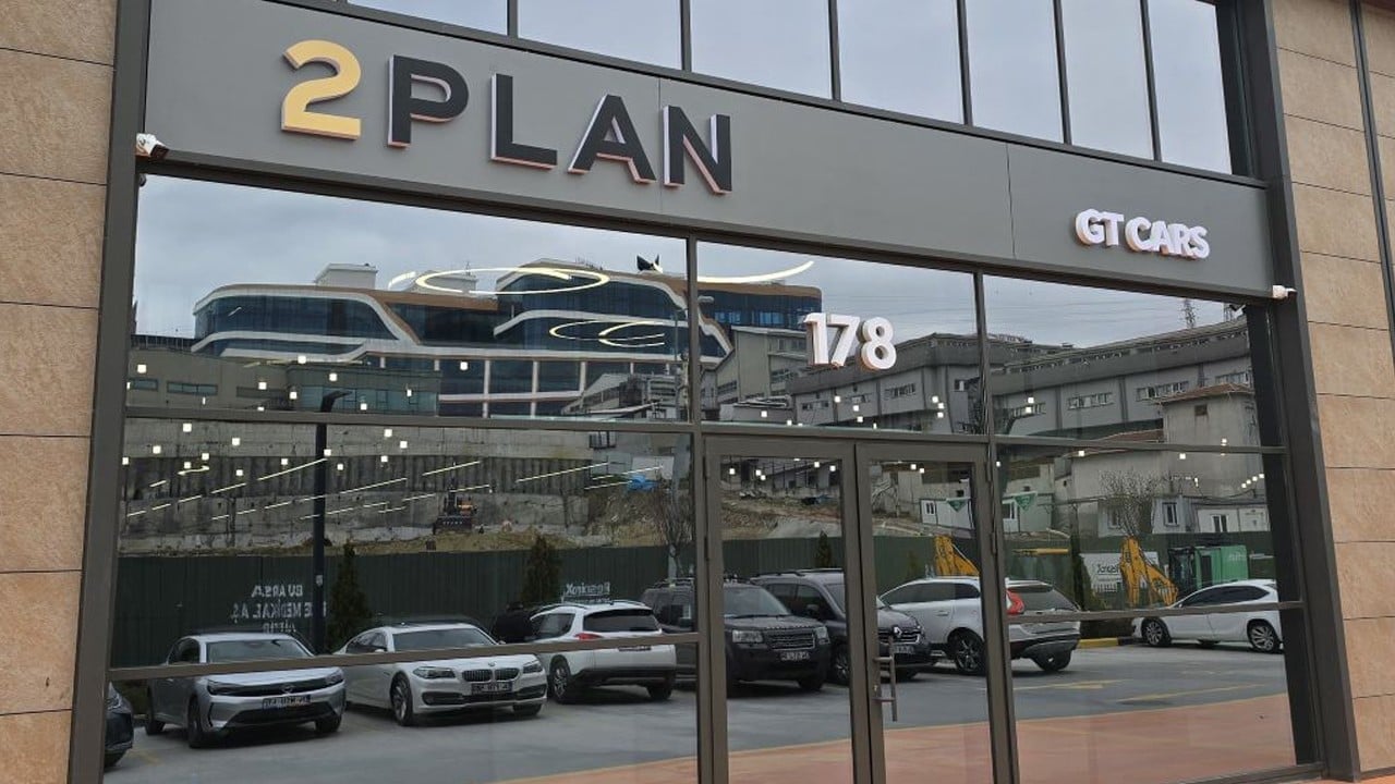 İkinci el otomotivde dikkat çeken hamle! 2PLAN’dan yeni bayilik anlaşması