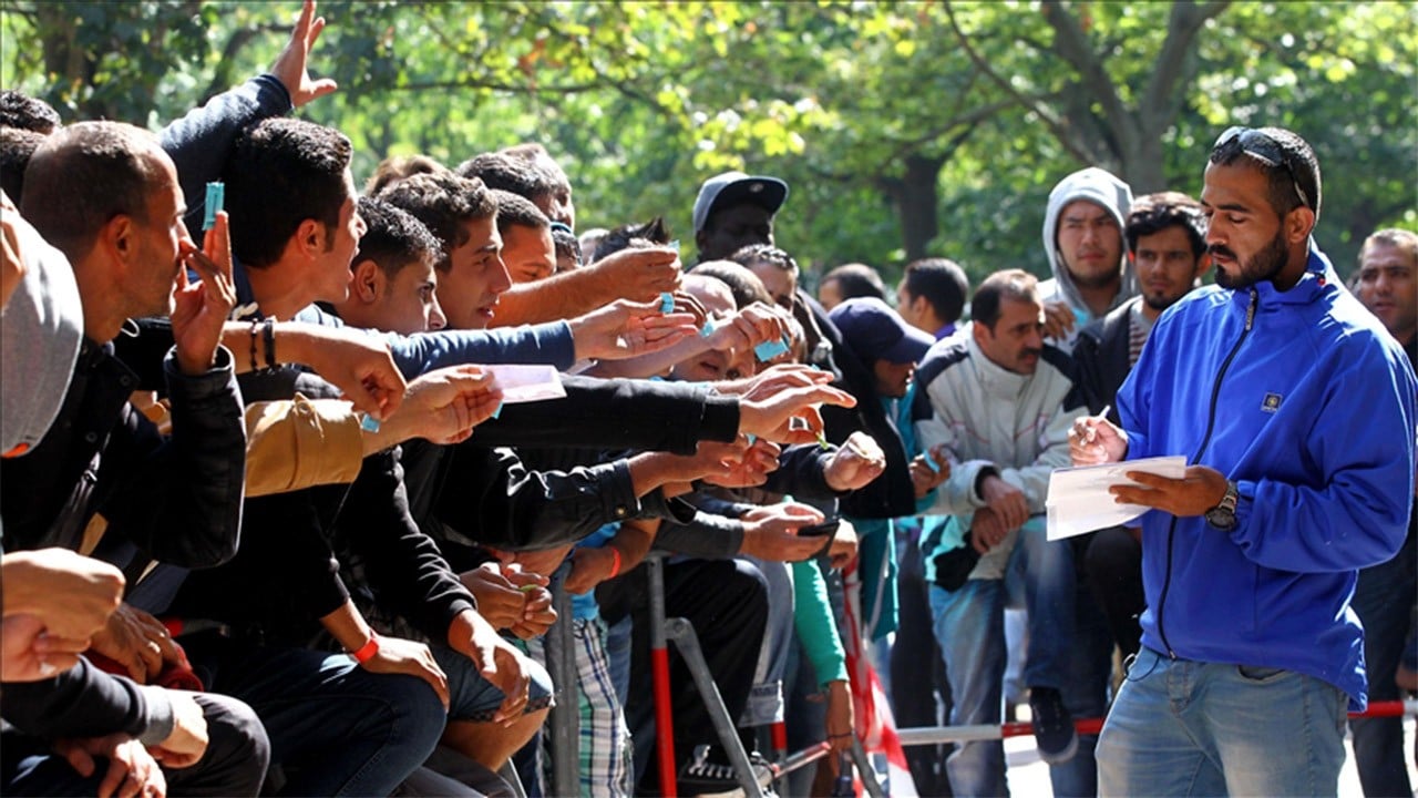 İltica başvuruları yüzde 27 azaldı Hayalller Avrupa gerçekler çöküşün ayak sesleri