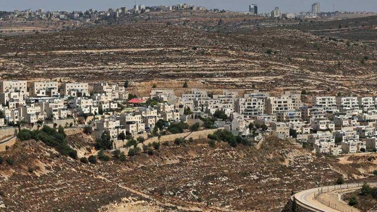 İngiltere, İsrail'in 19 yeni yasa dışı yerleşim planını onaylamasını kınadı