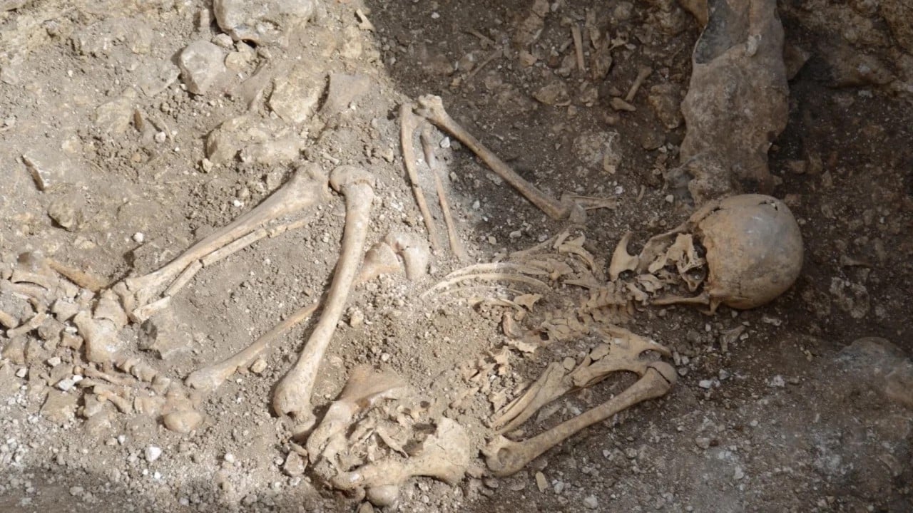 İngiltere'de 2 bin yıl önce yüzlerce kadını kurban etmişler! Sözde batı medeniyetinin çirkin yüzü...