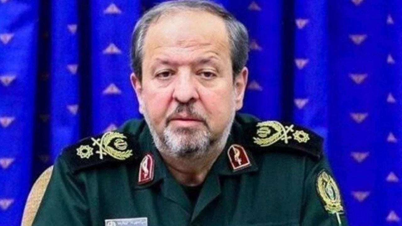 İran yeni savunma bakanını atadı