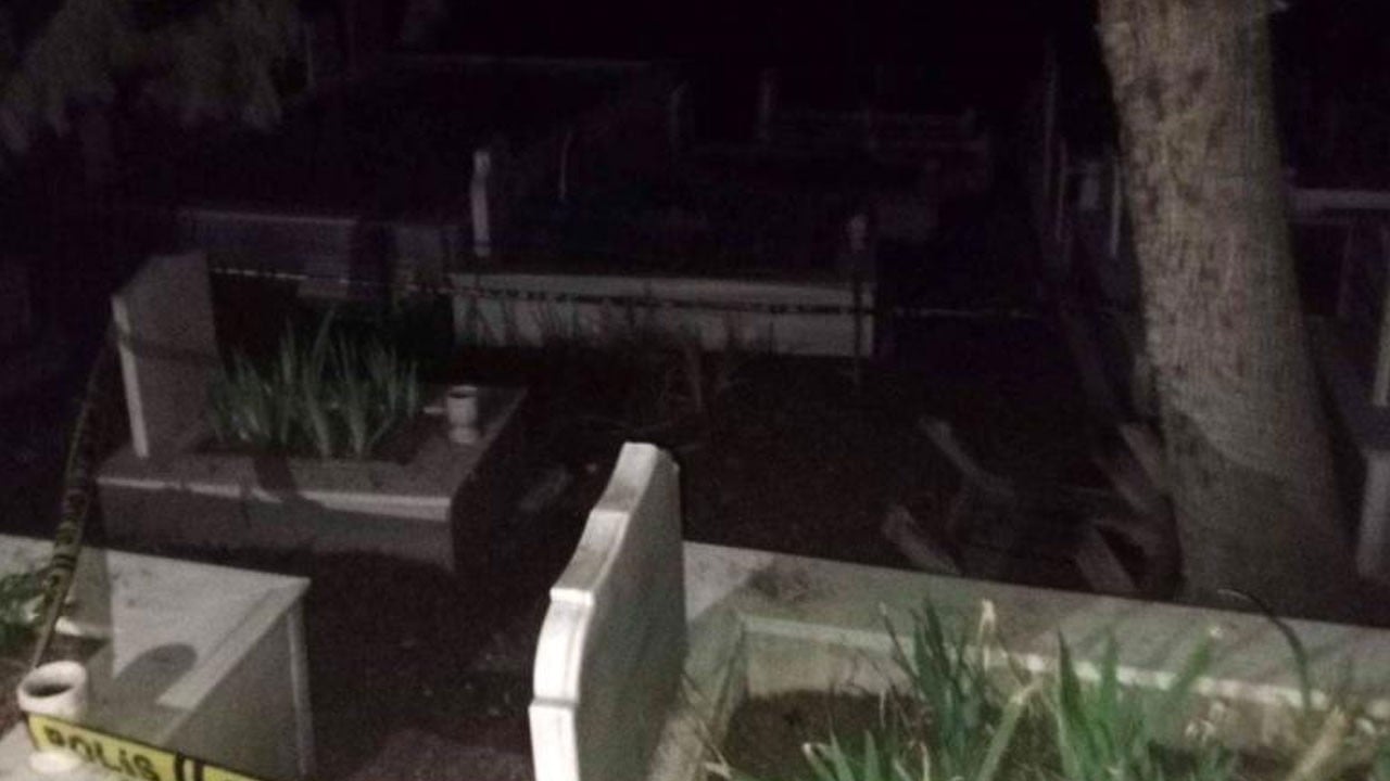 İş adamının cesedi mezarlıkta asılı bulundu!