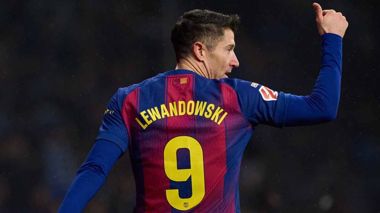 İsmi Fenerbahçe ile anılıyordu... Lewandowski "ayrılıyorum" dedi!