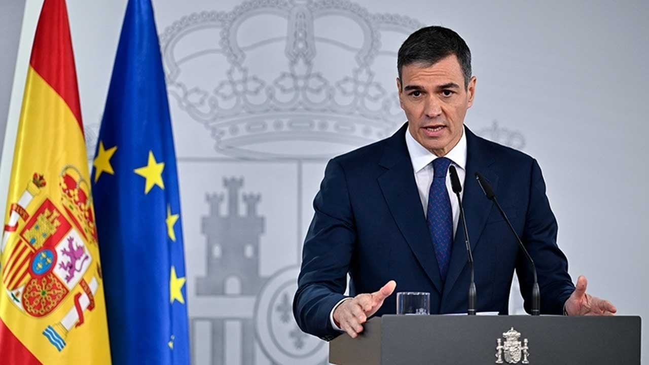 İspanya sözde Müslüman ülkelerin yapamadığını yaptı!