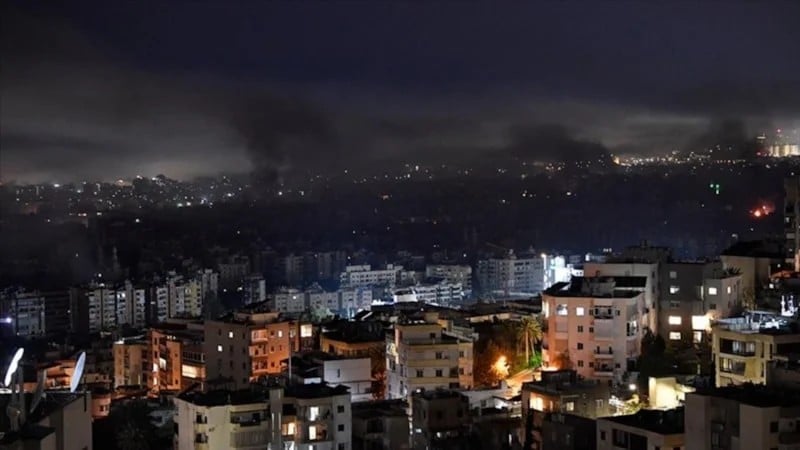 İsrail Beyrut’u vuruyor: Dahiye bölgesinde şiddetli patlamalar!