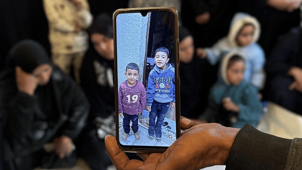 İsrail, odun toplayan 8 ve 11 yaşlarındaki iki çocuğu tehdit olarak görüp öldürdü!