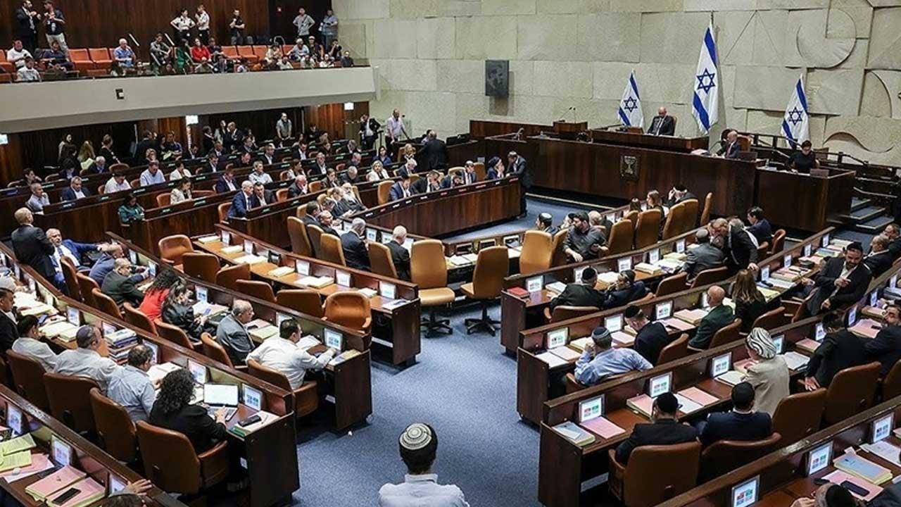 İsrail'de savunmaya 45 milyar dolardan fazla pay ayrılan 2026 bütçesi onaylandı