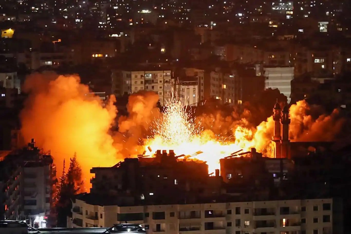 İsrail'den Lübnan'a yeni bombardıman: En az 10 ölü, 12 yaralı