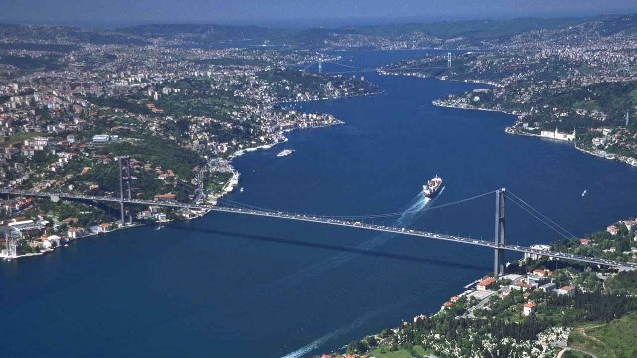 İstanbul Boğazı'nda kurtarma operasyonu