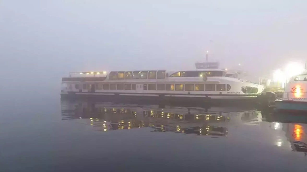 İstanbul'da bazı vapur seferlerine sis engeli!