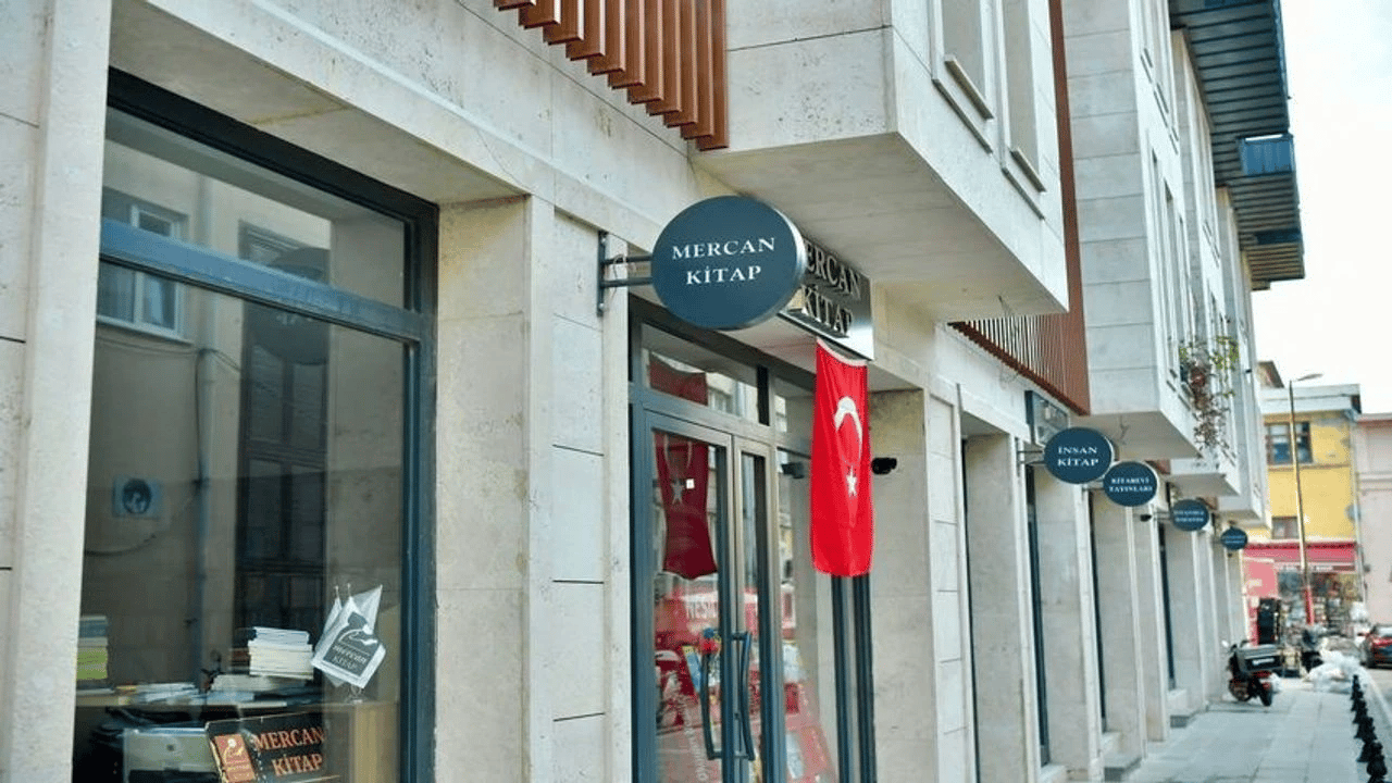 İstanbul'da Cağaloğlu, 'Kitapçılar Sokağı'na tekrar kavuştu!