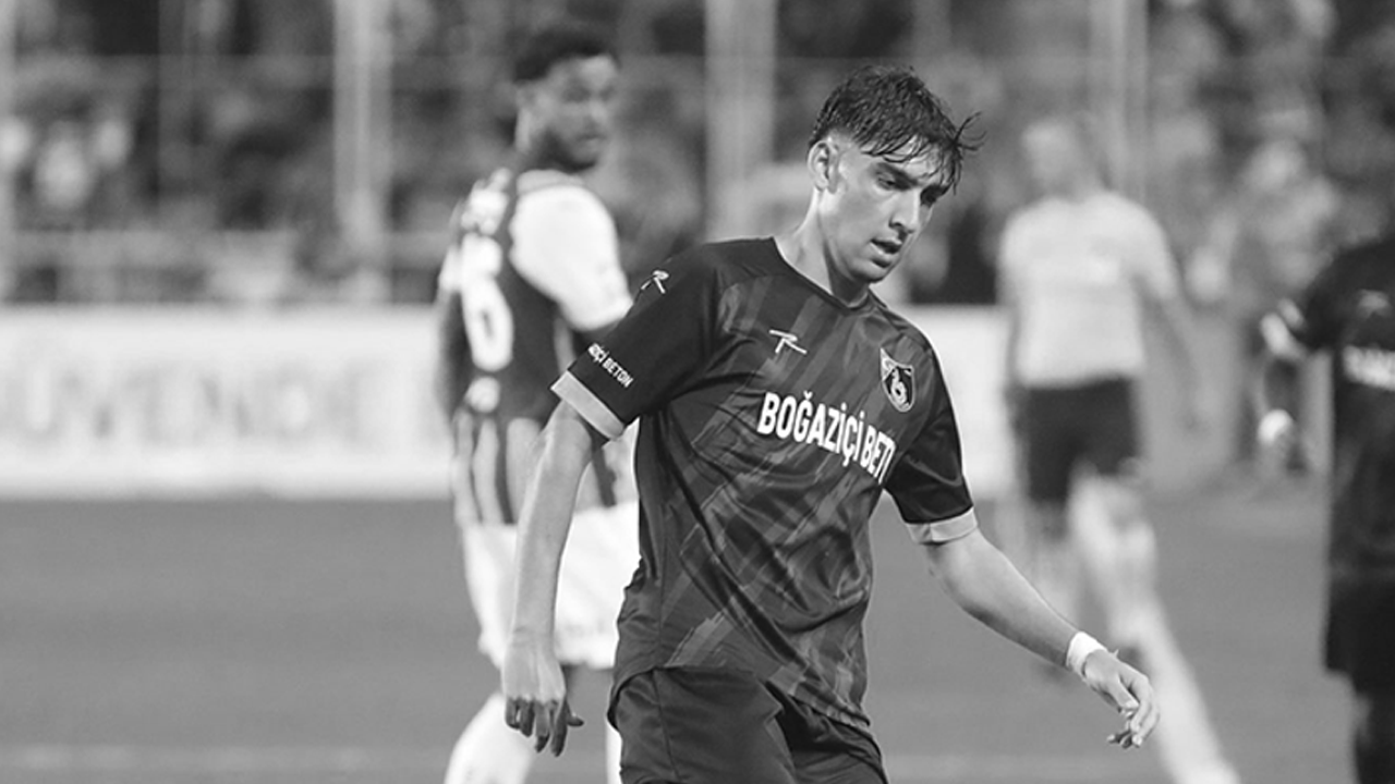 İstanbulspor acı olayı paylaştı: 20 yaşındaki futbolcudan kötü haber