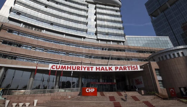 CHP'de bir başkan daha istifa etti: İstifa furyası sürüyor, kaçan kaçana...