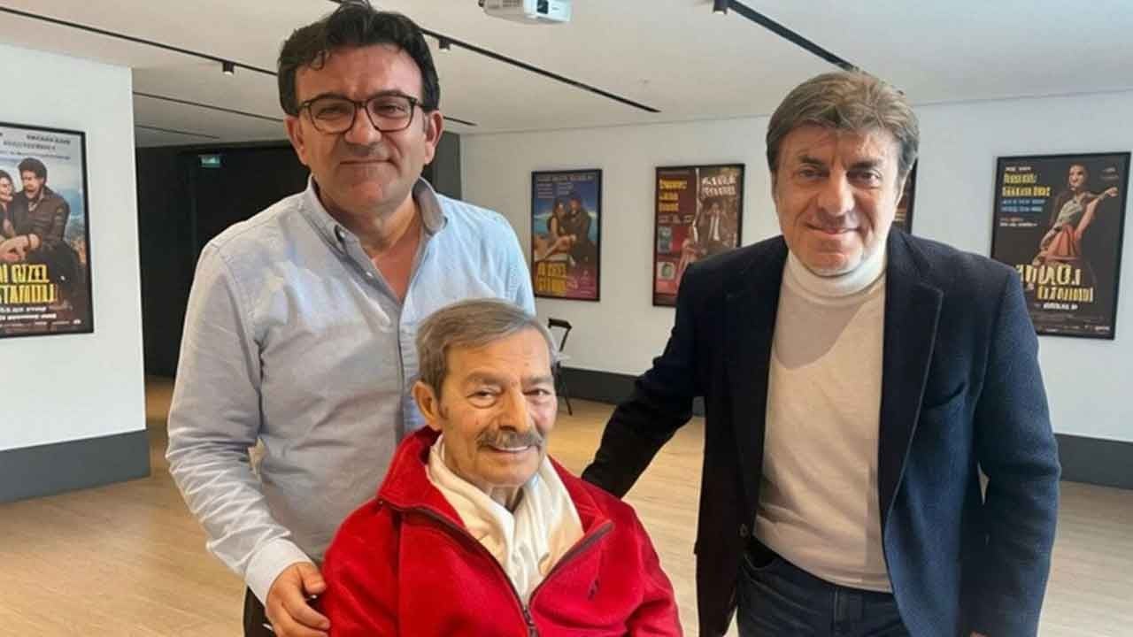 Kadir İnanır apar topar yoğun bakıma kaldırıldı