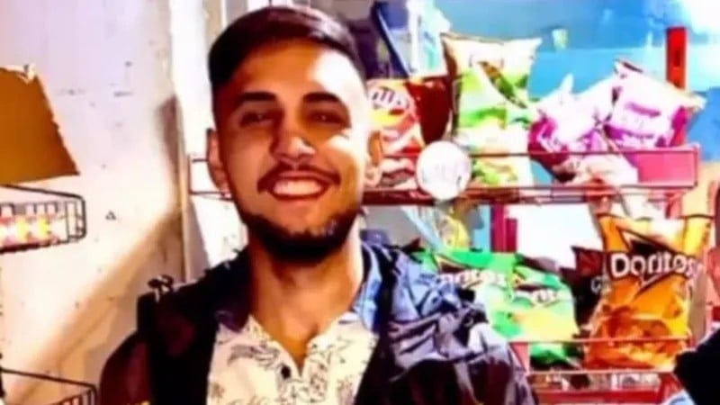 Kamyonete arkadan çarpan motosikletin sürücüsü öldü