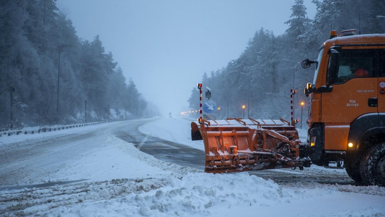 Kara yollarından uyarı geldi! İşte Türkiye genelinde yol durumu