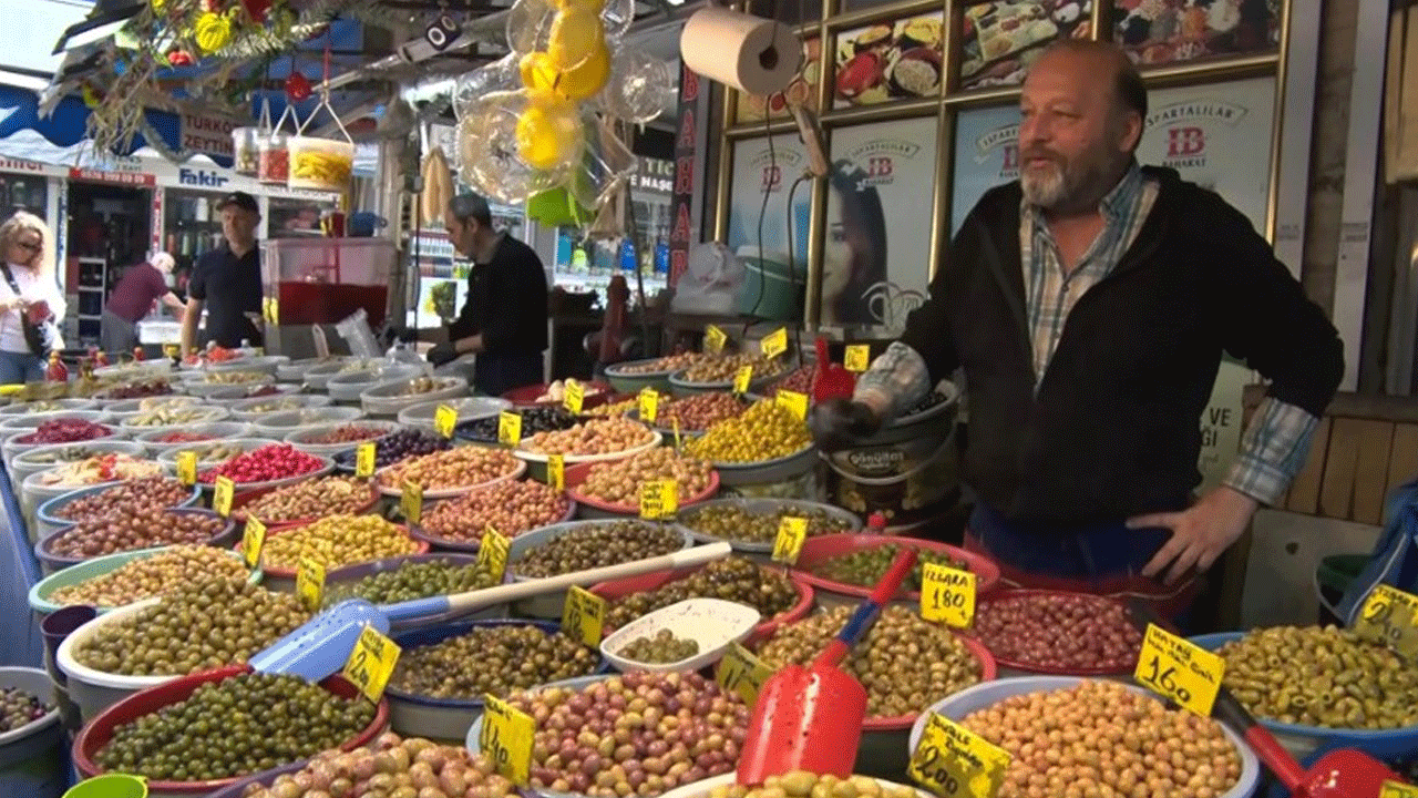 Karı-koca zeytin kavgası yaptı! Ortaya "Osmanlı karışımı" çıktı