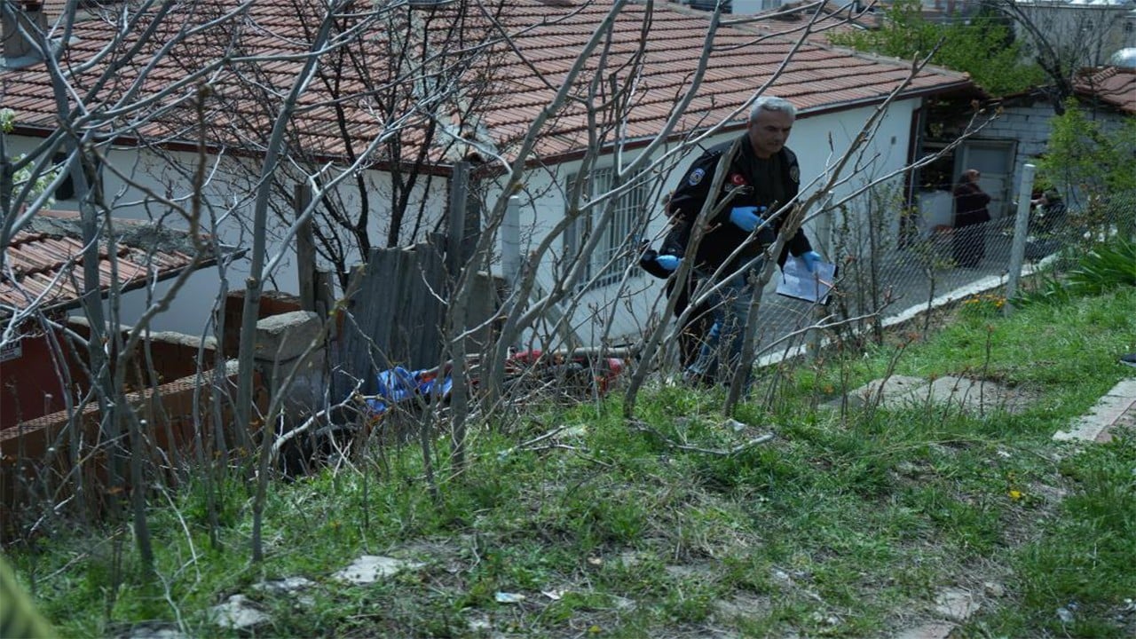 Kasksız kullandığı mototsiklet canına mal oldu