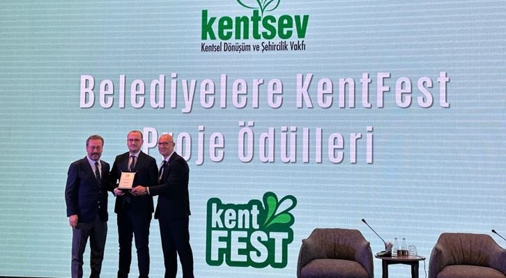 Kayseri Büyükşehir’e KentFest 2025’ten "Tarihi Alan Dönüşümü" ödülü