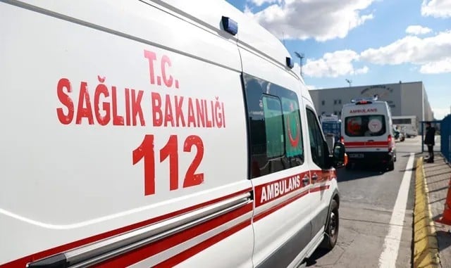 Kayseri'de erkek kuaföründe çıkan kavgada 1 kişi bıçakla yaralandı