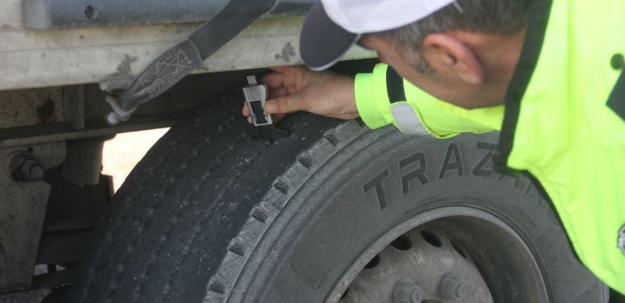 Kış lastiği zorunluluğu yarın başlıyor