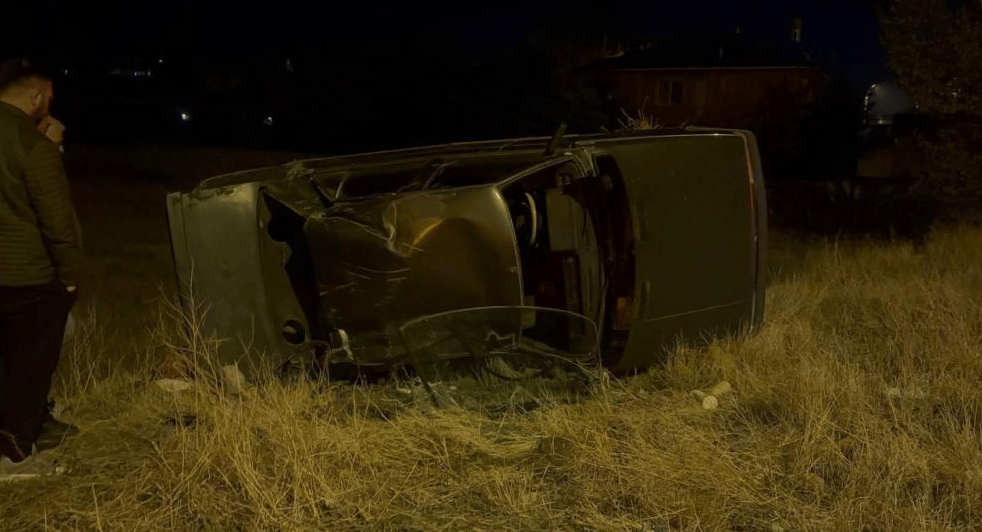 Kontrolden çıkan otomobilin takla attı. Kazada sürücü yaralandı.