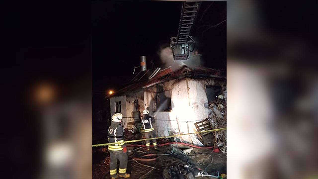 Konya'da facia: Alevlerin arasında kalan 1 kişi can verdi