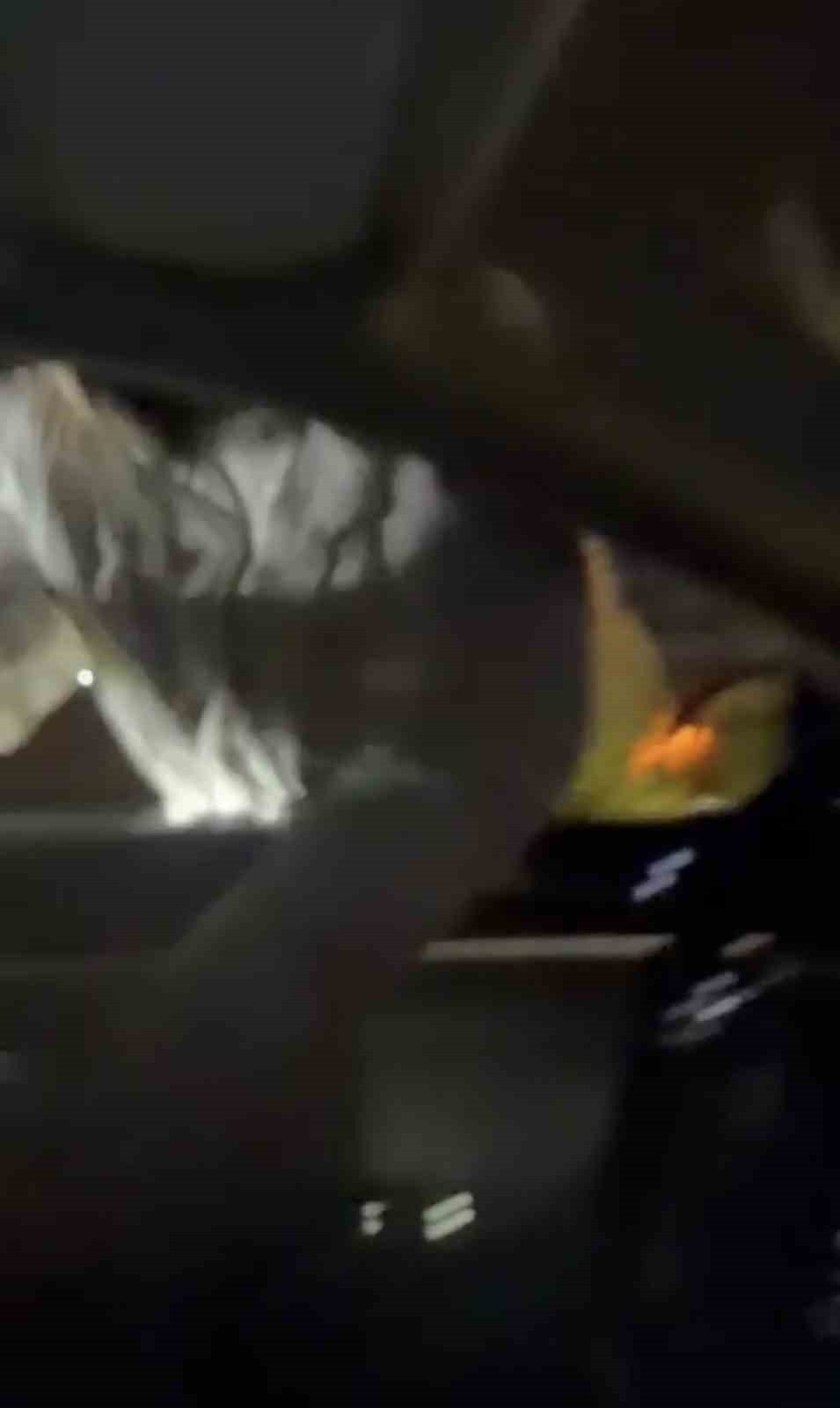 Konya'da Yol Tartışması: Sürücünün Taksiciye Saldırısı Anbean Kaydedildi