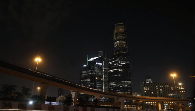 Körfez’de tansiyon düşmüyor! Suudi Arabistan’da bir füze ve 15 İHA düşürüldü