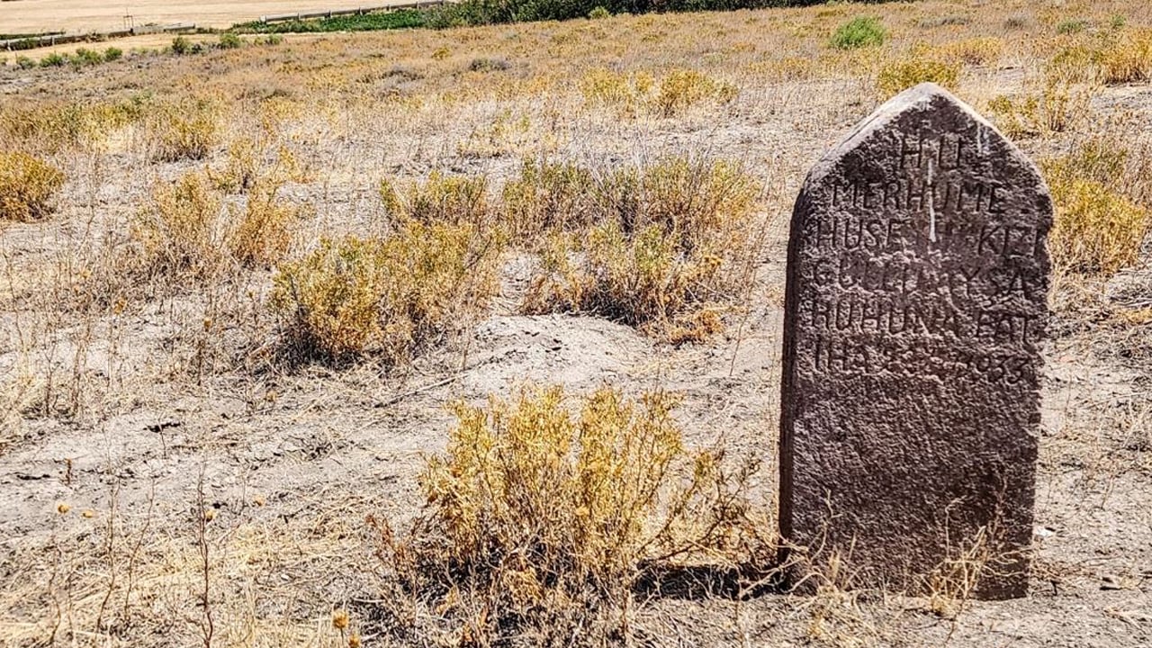 Kötü yola düştü diye köy mezarlığından kovulmuştu! Defnedildiği tepe medeniyetin beşiği çıktı