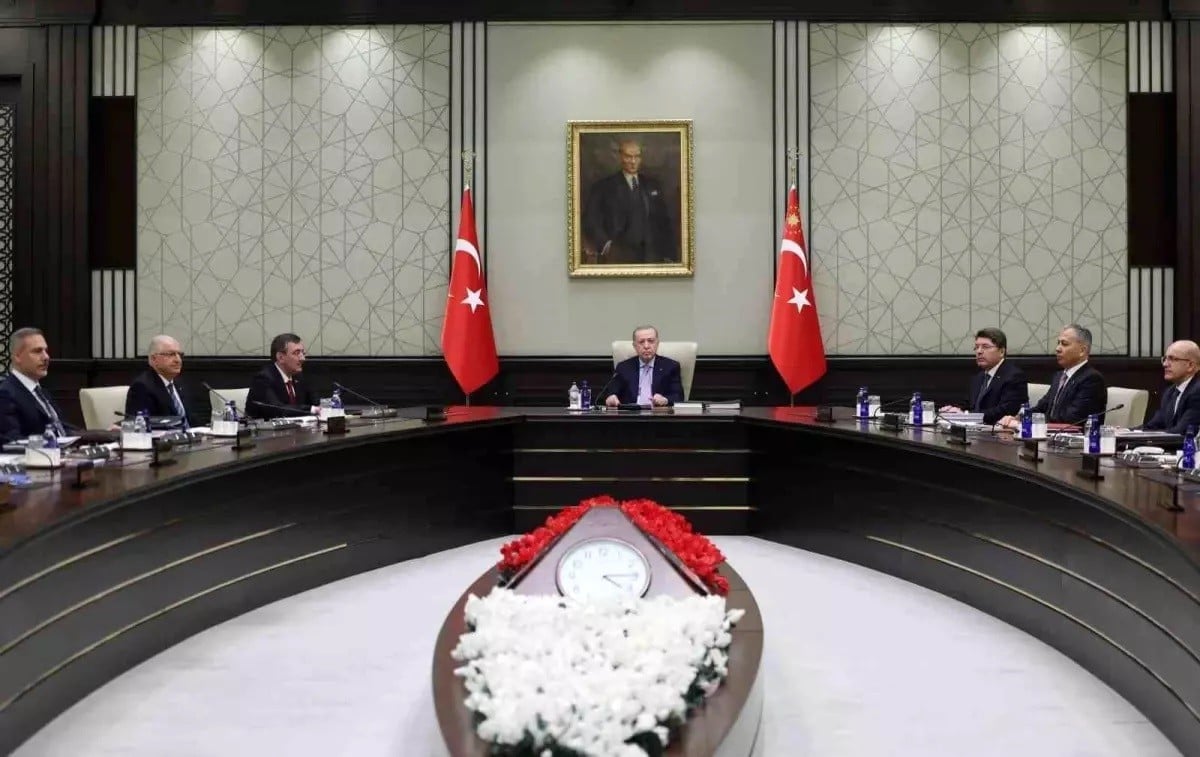 Kritik Kabine Beştepe’de toplanıyor: Masada savaş ve ikramiye var!