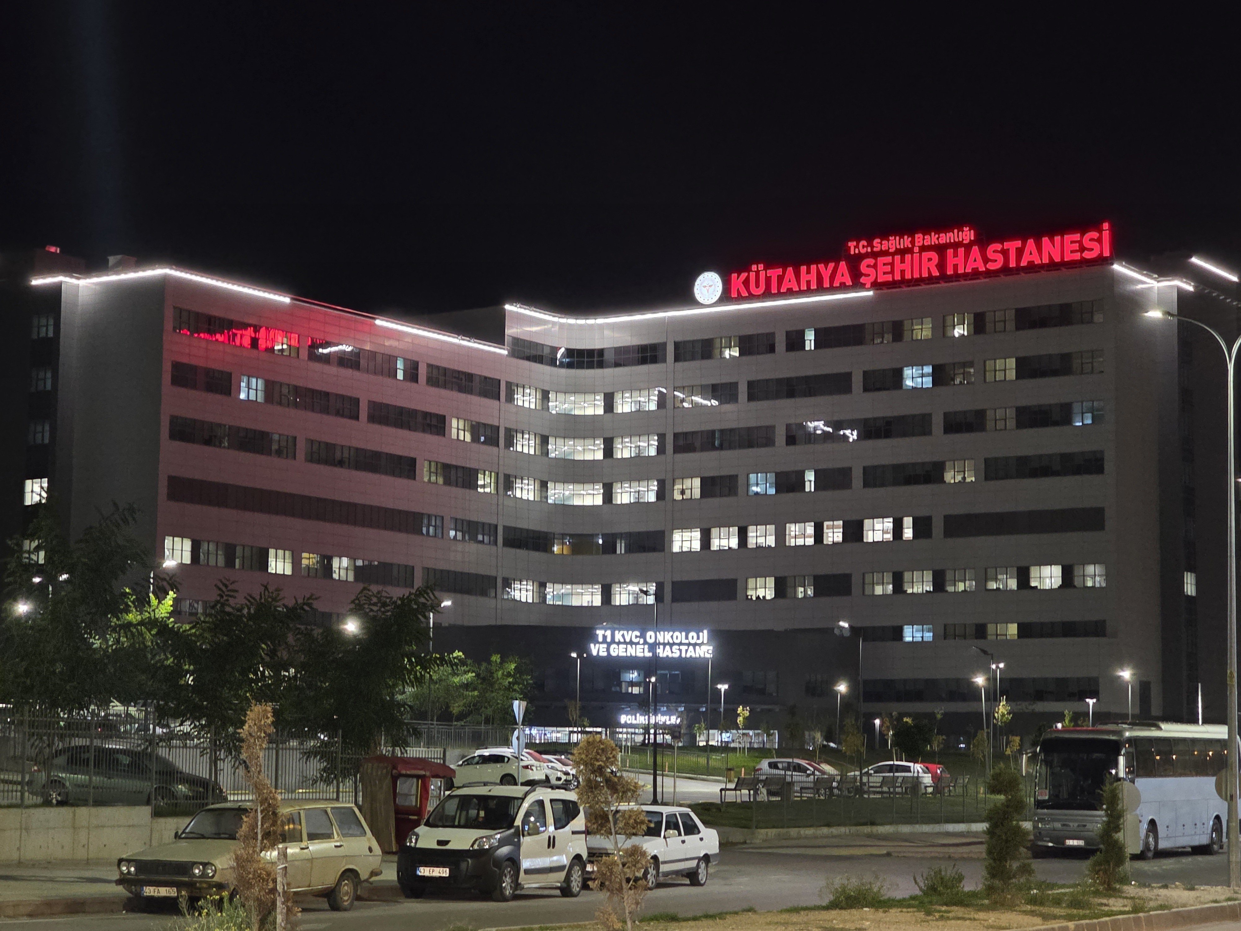 Kütahya’da Okul Gezisi Dönüşünde Zehirlenme Şüphesi: 28 Öğrenci Hastanede