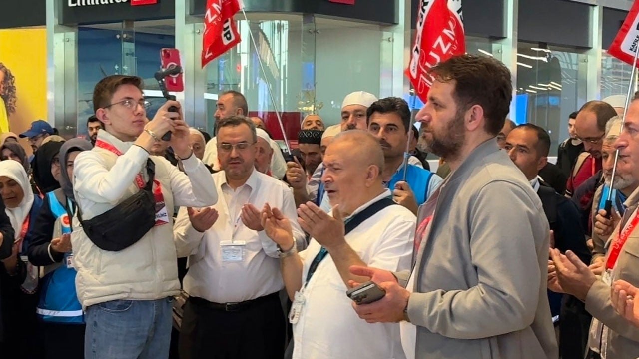 Kutsal yolculuk başladı! Hacı adayları dualarla uğurlandı