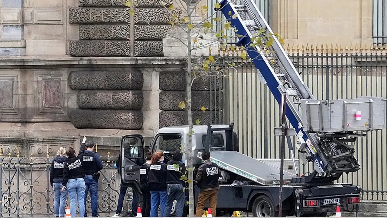 Louvre soygunu, Alman asansörünü meşhur etti