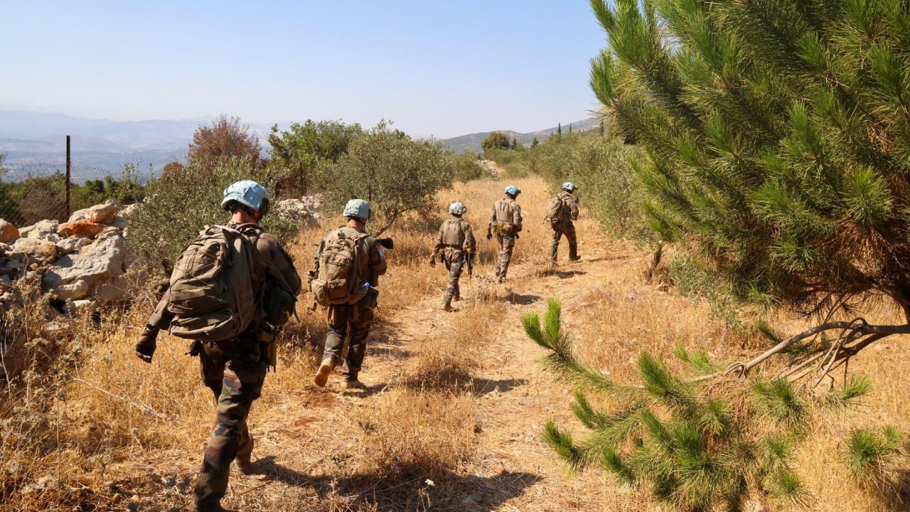 Lübnan'da bir Fransız askeri öldürüldü