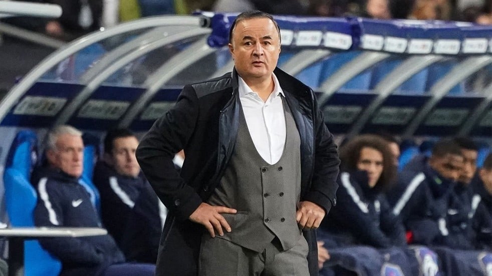 Lübnan'da görev yapan teknik direktör Engin Fırat hayatını kaybetti