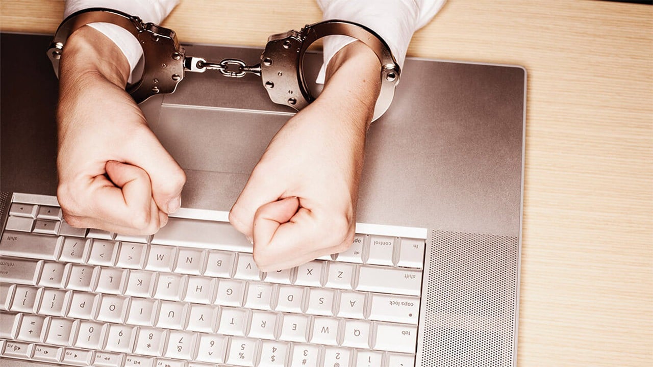 Mahkemede hesap veriyorlar Yatırım vaadiyle para toplayıp bahise yatırmışlar