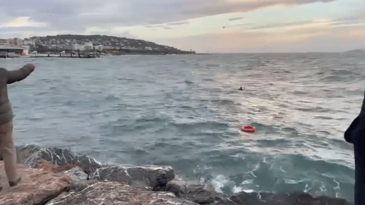 Maltepe'de kahreden son! Serinlemek için girdiği deniz sonu oldu