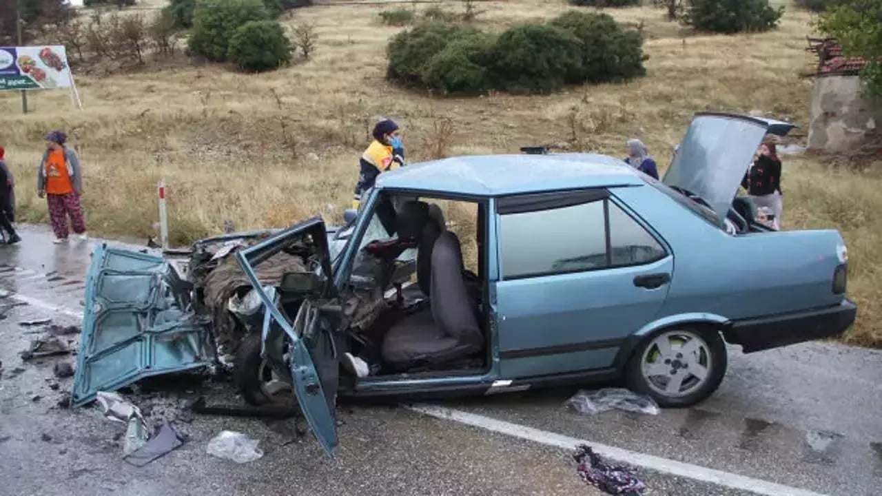 Manisa’da feci çarpışma; 1 bebek öldü, 5 yaralı