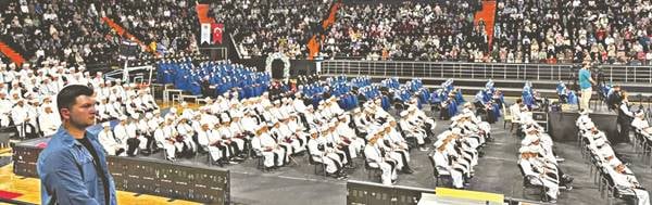 Mersin’de 260 hafız taçlandı