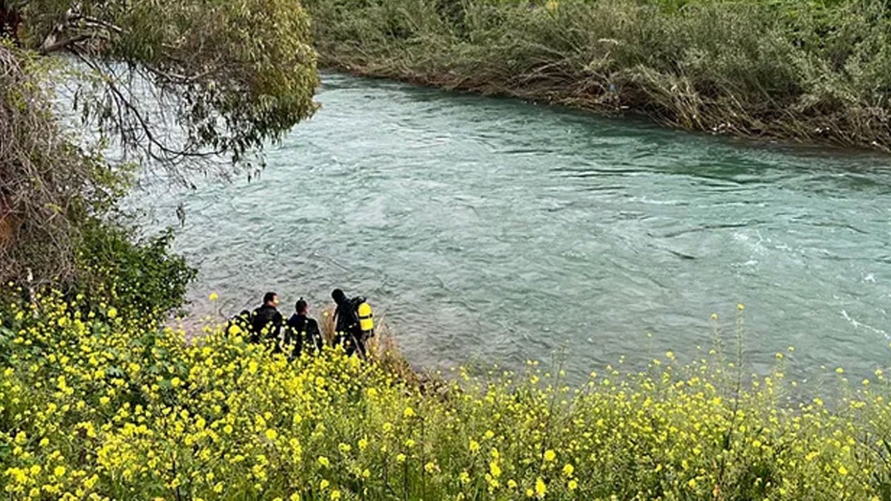 Mersin’de suya atlayan çocuktan haber alınamıyor